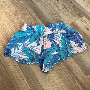 AE tropical flowy shorts